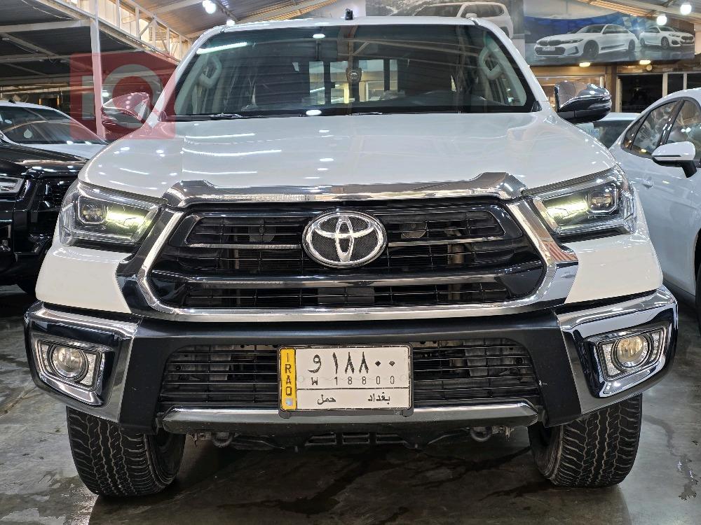 تويوتا هايلوكس